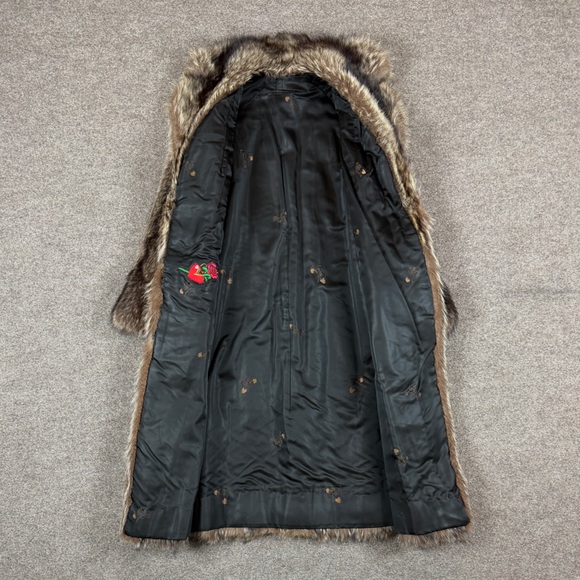 Fur coat - Picture 3 of 14